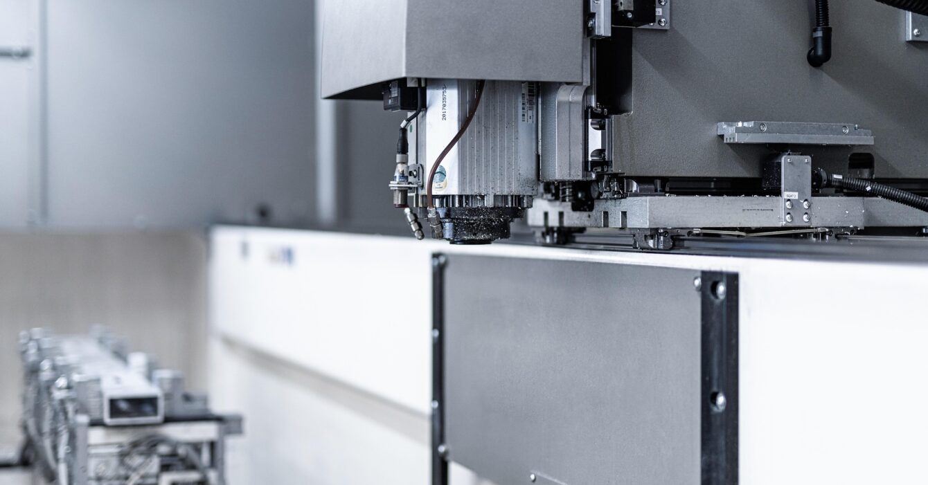cnc-5770325_1920
